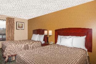 Days Inn By Wyndham Utica Szoba fotó